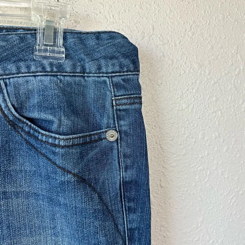 EUC DKNY Jeans Women’s Capris